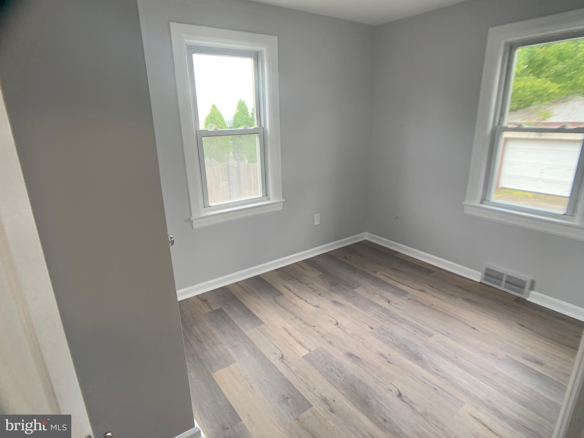815 North Forklanding Road Maple Shade, NJ 08052 - Photo 10 of 60