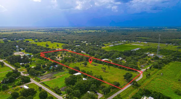 $450,000 | 1100 Red Barn Rd N West, Moore Haven, FL 33471