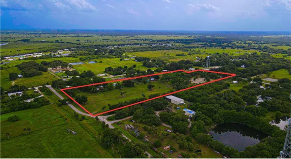 $450,000 | 1100 Red Barn Rd N West, Moore Haven, FL 33471