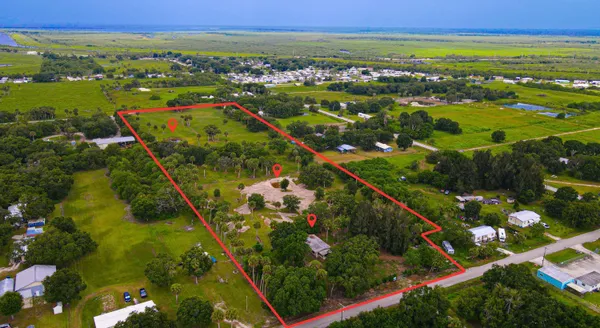$450,000 | 1100 Red Barn Rd N West, Moore Haven, FL 33471