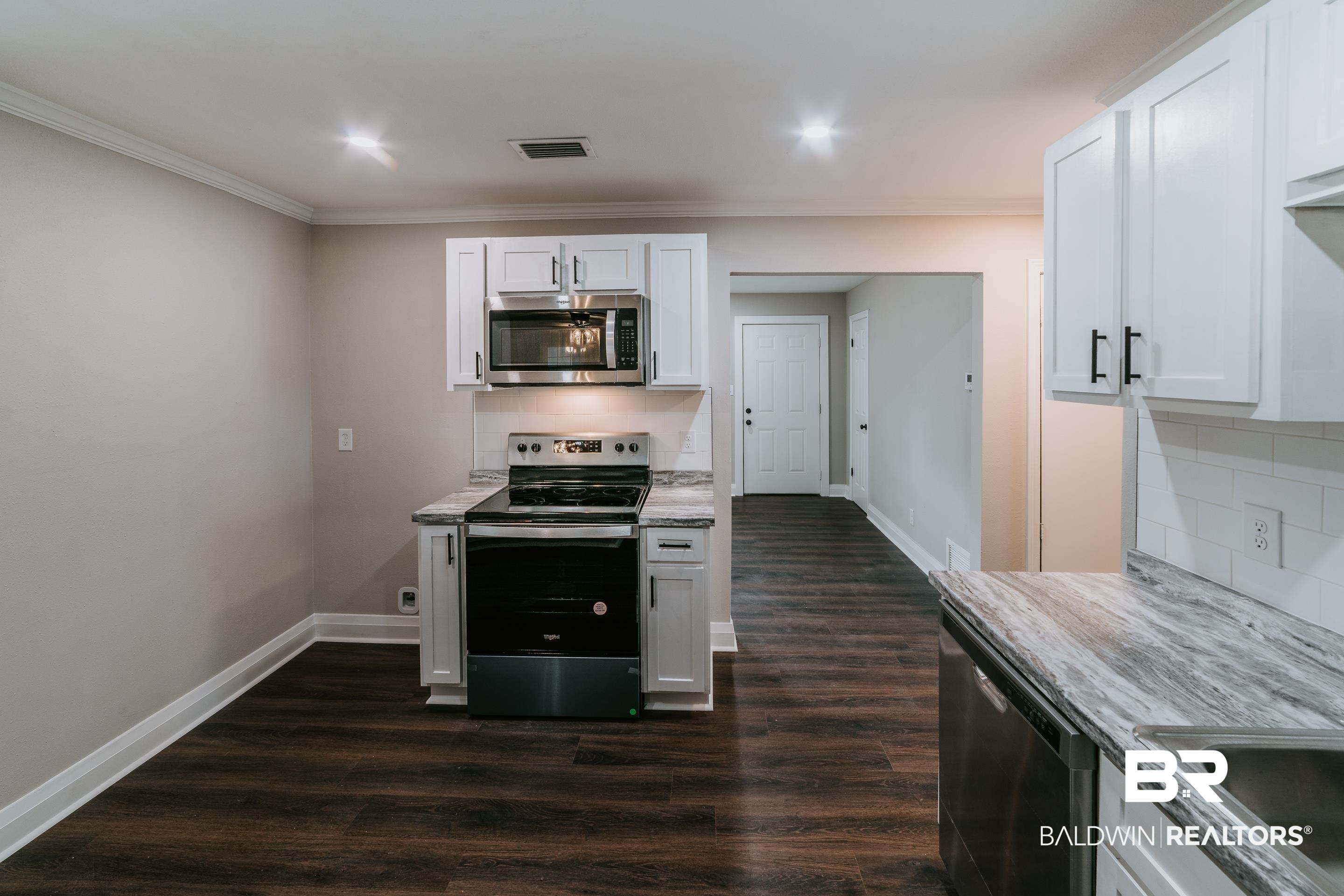 1508 Phillips Lane Mobile, AL 36618 - Photo 13 of 44