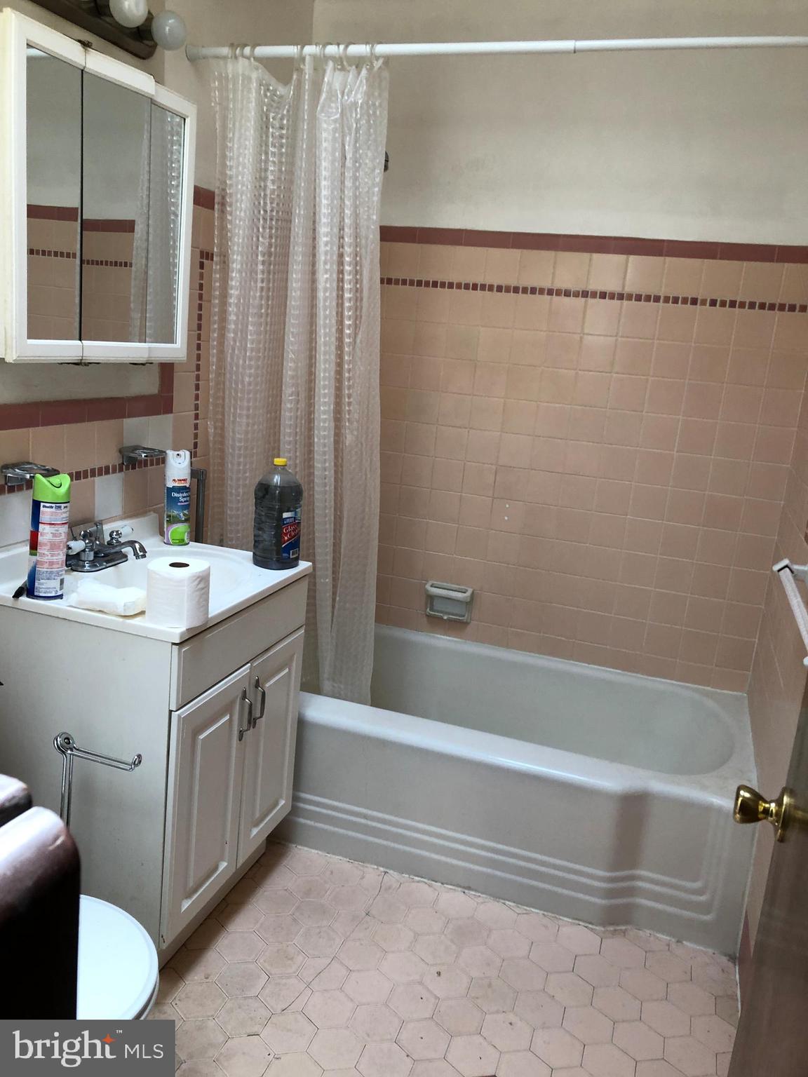 4205 Robbins Street Philadelphia, PA 19135 - Photo 6 of 7 Gallery Image 6