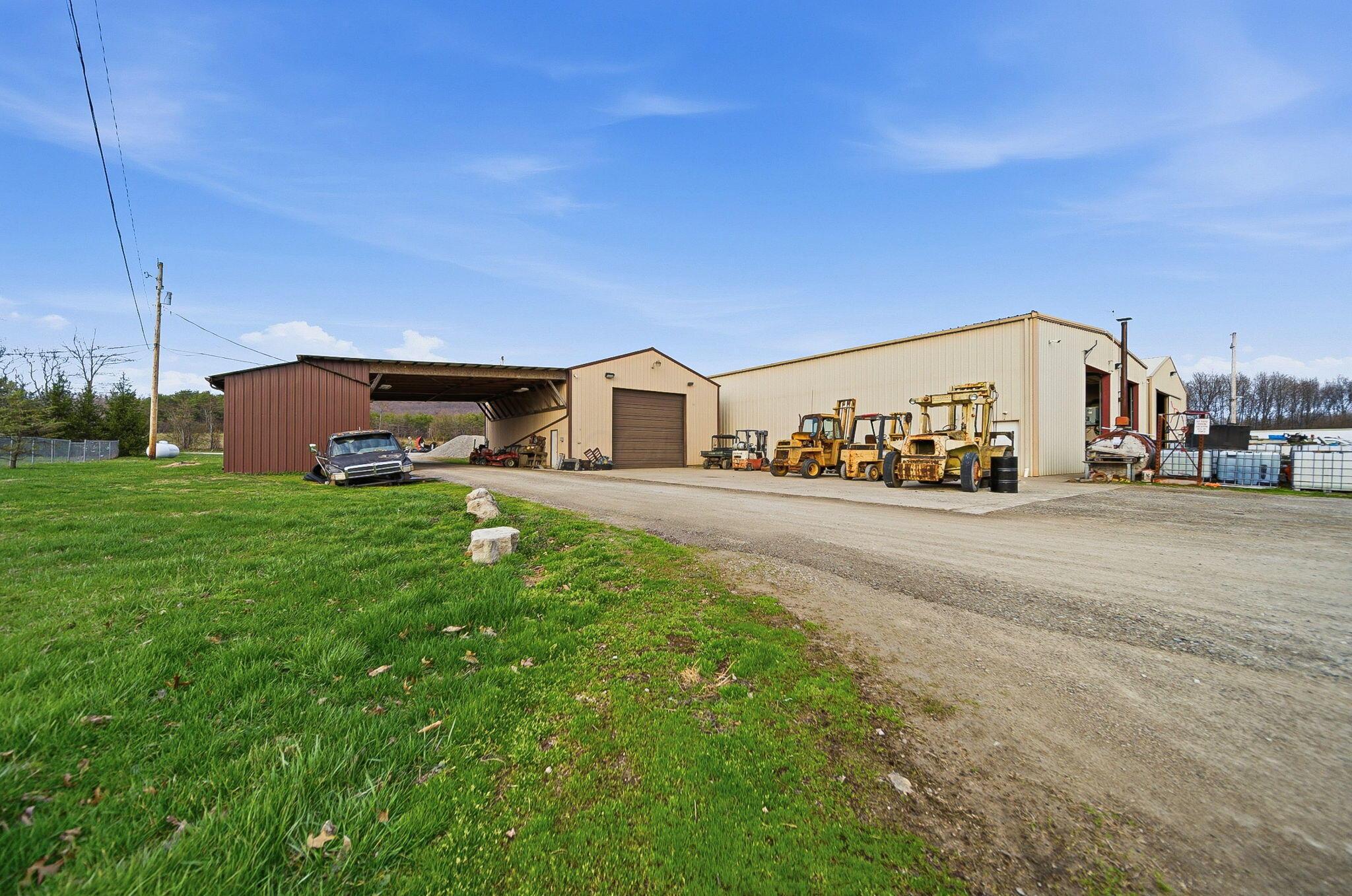 1040 Straight Creek Road Waverly, OH 45690 - Photo 77 of 113 Warehouse/Shop