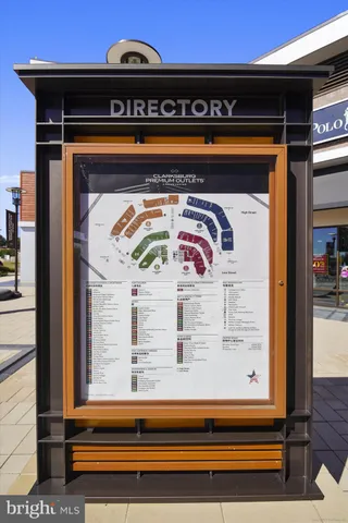 $965,000 | 11519 Elk Horn Drive, Clarksburg, MD 20871