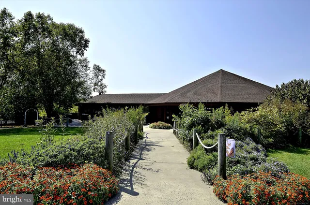 $965,000 | 11519 Elk Horn Drive, Clarksburg, MD 20871