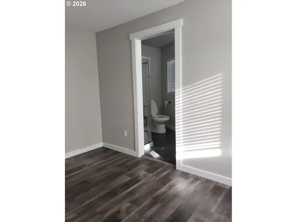 $1,460,000 | 612 Northeast Santiam Boulevard, Mill City, OR 97360