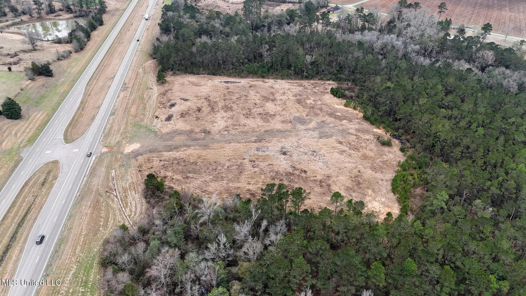 98 US Highway 98 Lucedale, MS 39452 - Photo 4 of 18 003