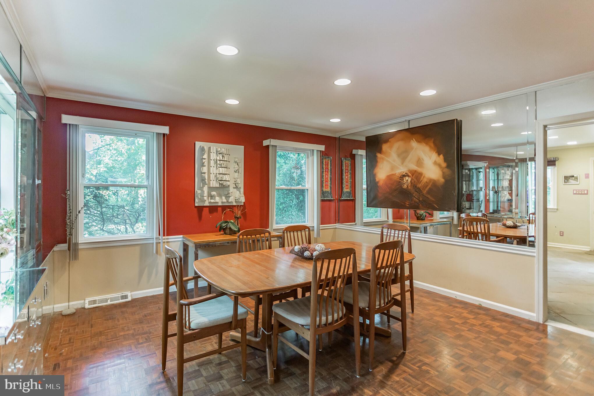 408 Penn Road Wynnewood, PA 19096 - Photo 5 of 34