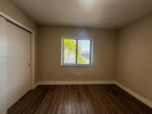 $2,200 | 805 West 30th Street, Unit 8, Hialeah, FL 33012