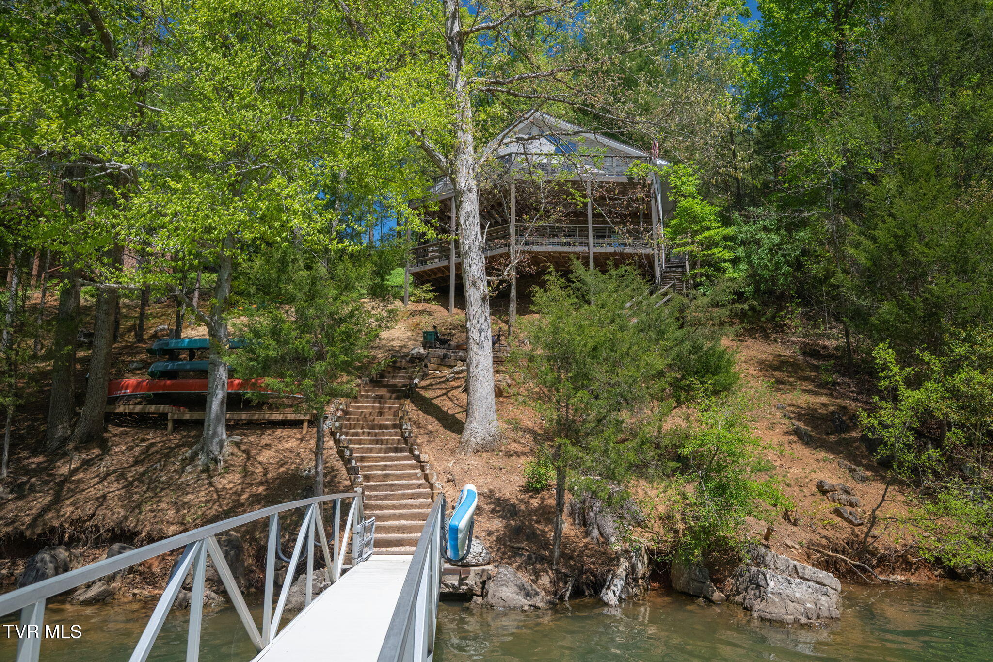 237 Candlewood Lane Butler, TN 37640 - Photo 11 of 42 Lake side