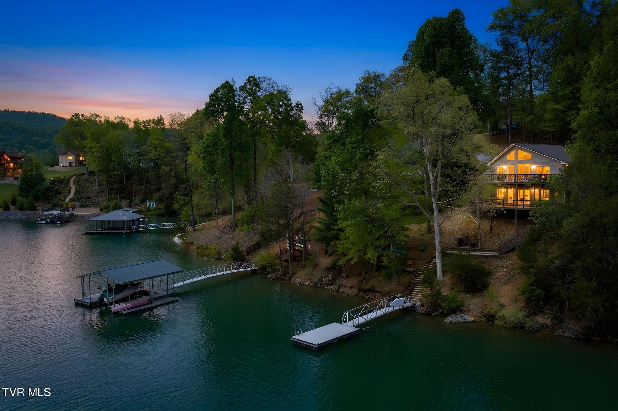 237 Candlewood Lane Butler, TN 37640 - Photo 3 of 42 Lakefront cabin