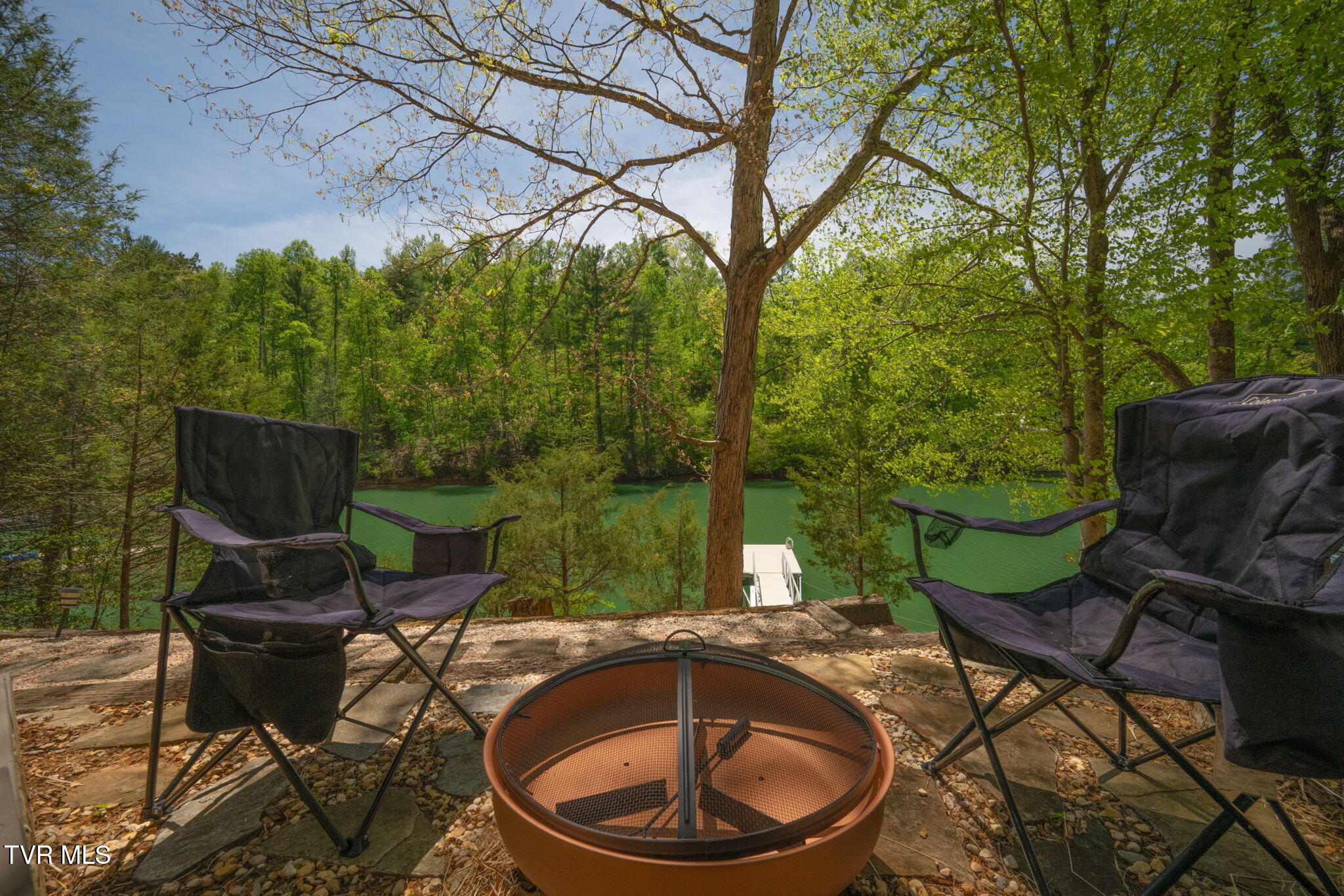 237 Candlewood Lane Butler, TN 37640 - Photo 36 of 42 Firepit area