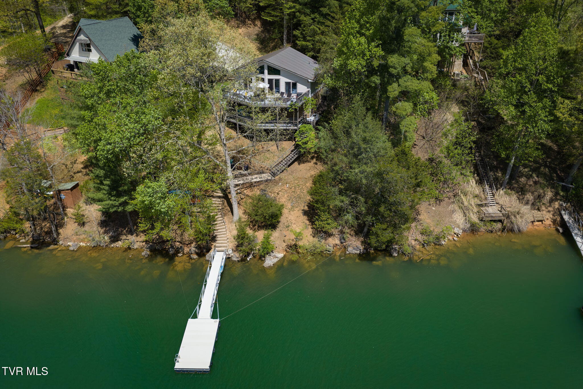 237 Candlewood Lane Butler, TN 37640 - Photo 6 of 42 90' lake frontage