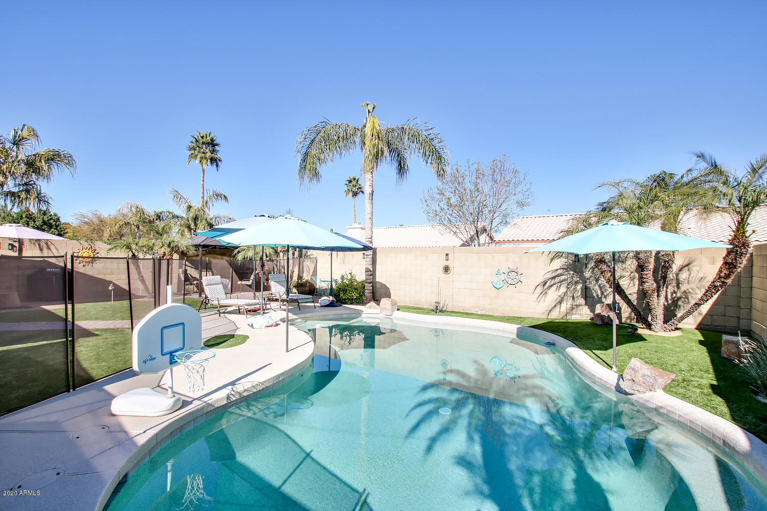 110 West Marco Polo Road Phoenix, AZ 85027 - Photo 22 of 23 Pool