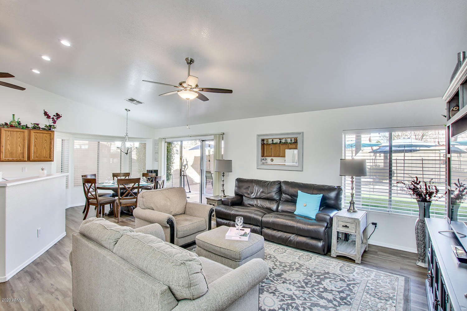 110 West Marco Polo Road Phoenix, AZ 85027 - Photo 3 of 23 Great Room