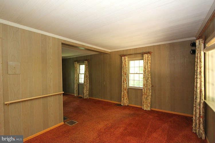 5423 Mohican Road Bethesda, MD 20816 - Photo 12 of 21 Bedroom