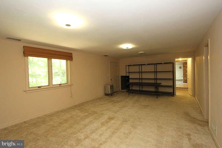 5423 Mohican Road Bethesda, MD 20816 - Photo 16 of 21 Family Room