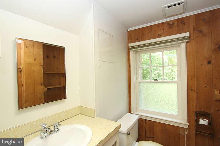 5423 Mohican Road Bethesda, MD 20816 - Photo 17 of 21 Bath