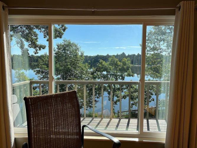 87 Shoreline Road Lake Barrington, IL 60010 - Photo 2 of 25