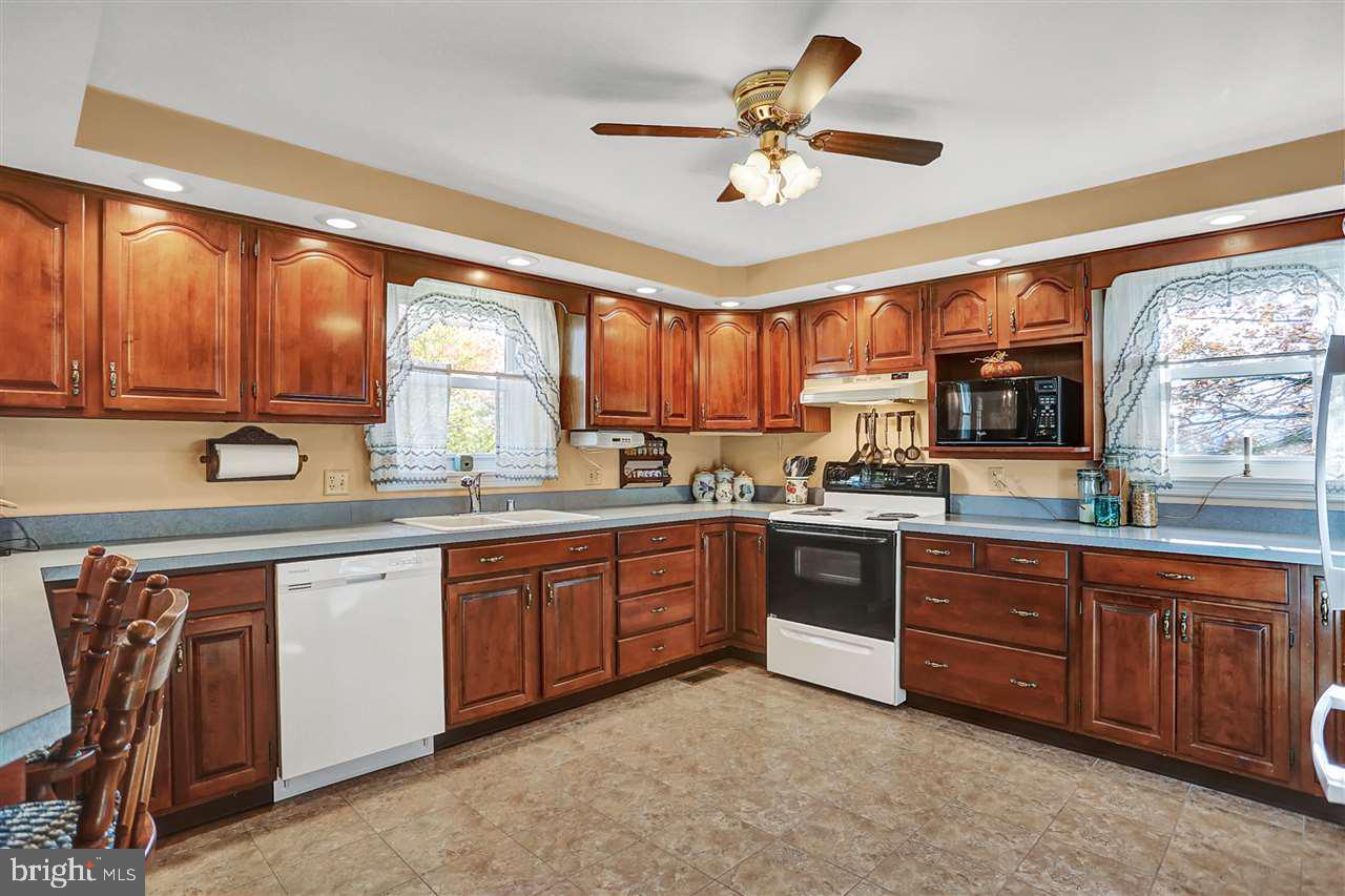 905 Petersburg Road Carlisle, PA 17015 - Photo 5 of 25 Gallery Image 5