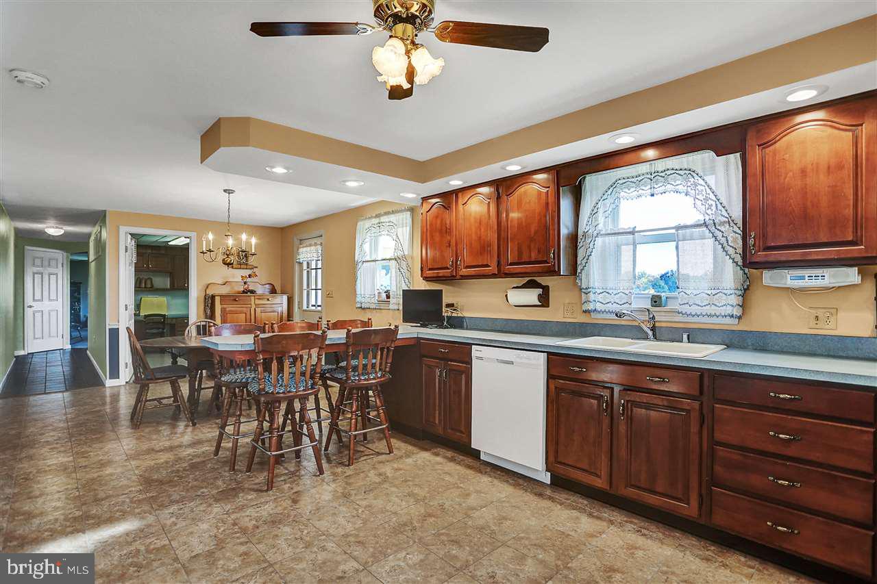 905 Petersburg Road Carlisle, PA 17015 - Photo 6 of 25 Gallery Image 6