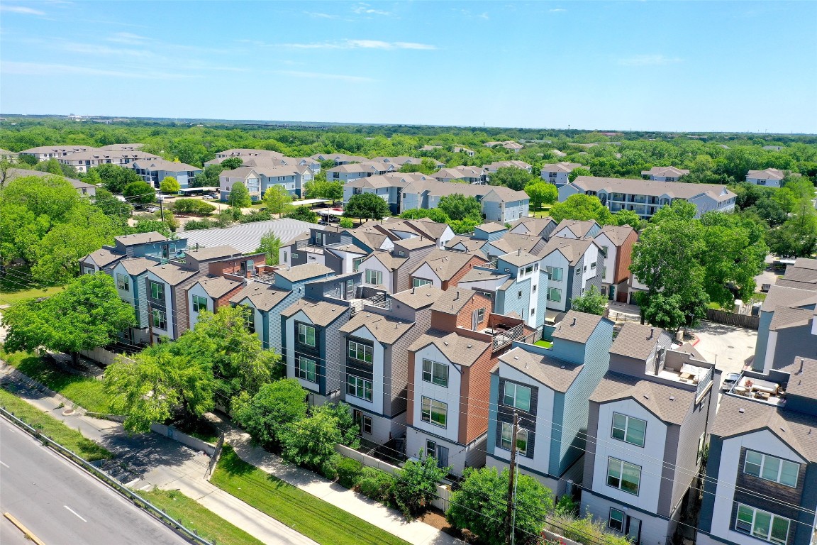 1412 Waterloo Shore Lane Austin, TX 78741 - Photo 29 of 30 a view of city with tall buildings