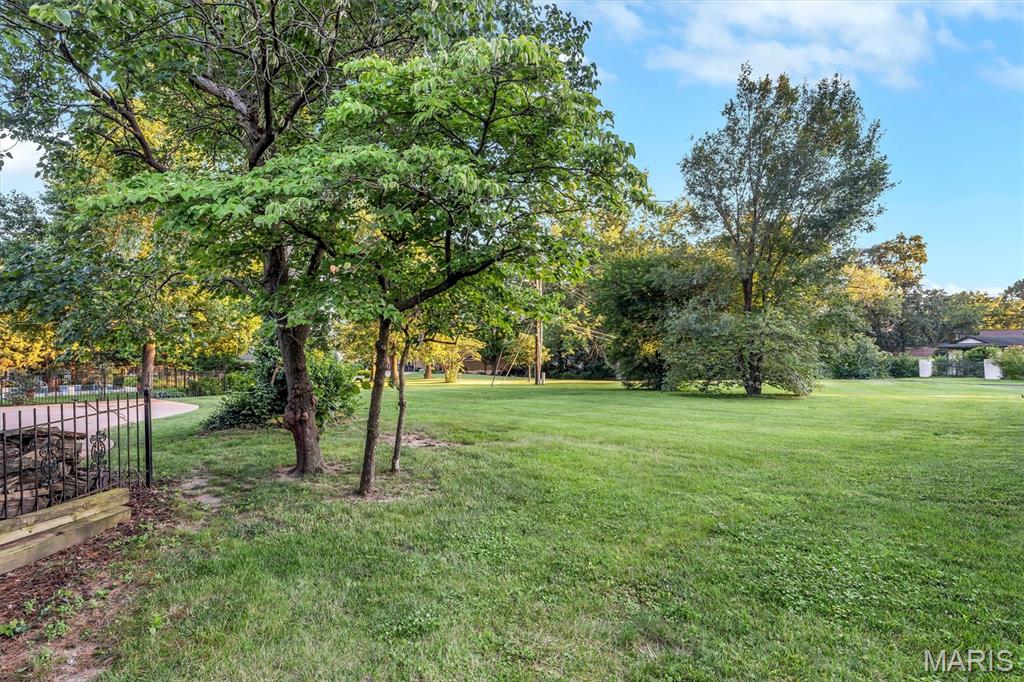 5935 Highfield Road St. Louis, MO 63109 - Photo 28 of 36