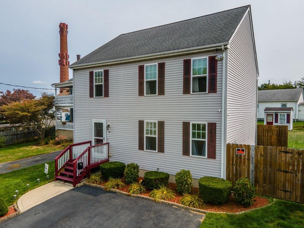 44 Wilcox Street Fall River, MA 02724 - Photo 3 of 25 Gallery Image 3