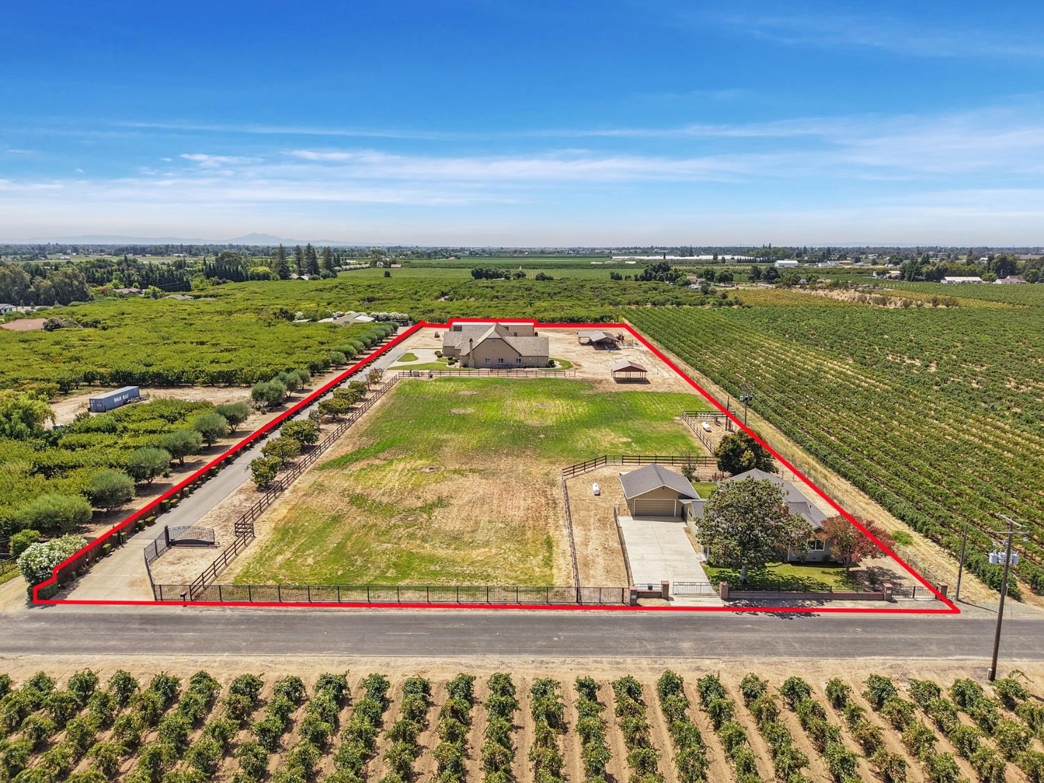 12967 Garnero Road Lodi, CA 95240 - Photo 7 of 98 Gallery Image 7