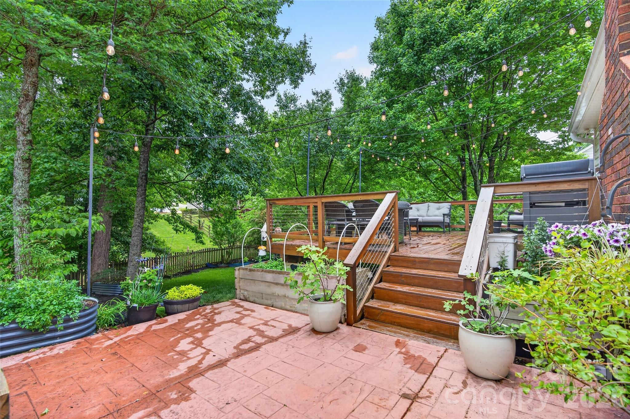 10502 Hellebore Road Charlotte, NC 28213 - Photo 36 of 48 a view of a backyard with stairs