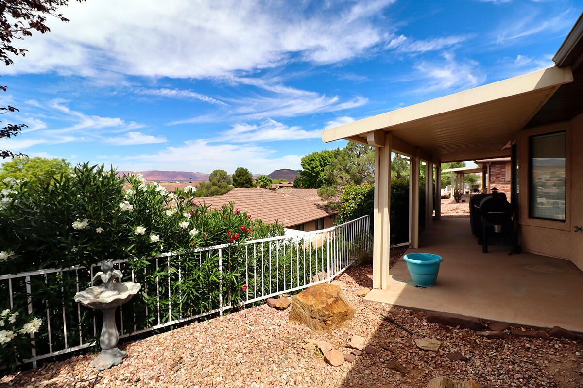 2398 Canterbury Road St. George, UT 84770 - Photo 19 of 27 Canterbury-Outside-Patio
