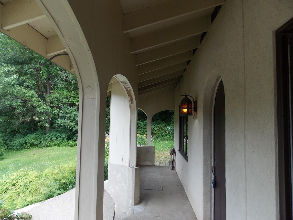 36 Wire Village Road Spencer, MA 01562 - Photo 1 of 42 Gallery Image 1