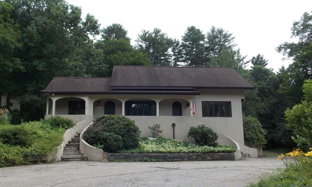 36 Wire Village Road Spencer, MA 01562 - Photo 2 of 42 Gallery Image 2