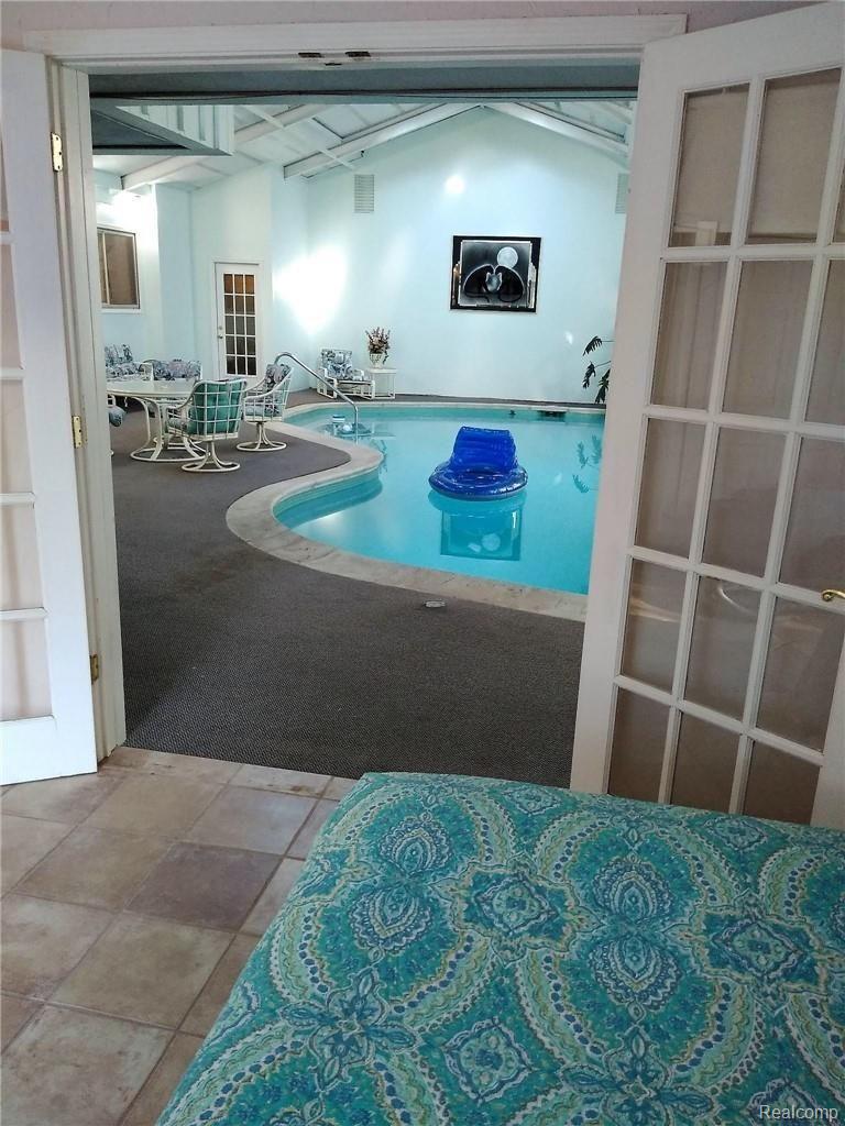 11170 Chicago Road Warren, MI 48093 - Photo 16 of 29 3rd Bedroom with Bath off Atrium .jpg