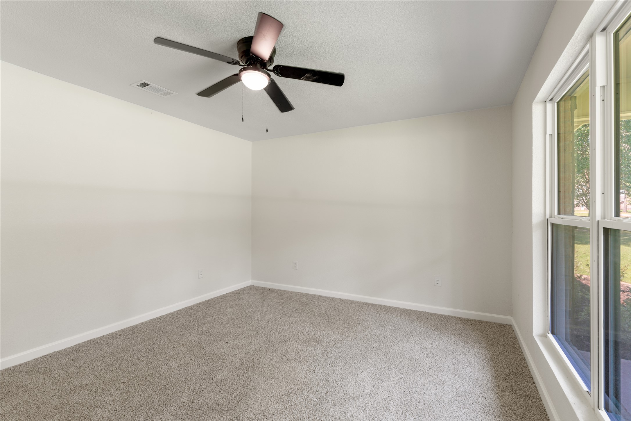 735 Laurelia Loop Corrigan, TX 75939 - Photo 26 of 48