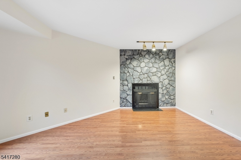 250 Ridgedale Avenue, Unit 1 Florham Park, NJ 07932 - Photo 13 of 32