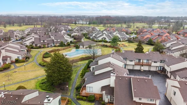 $625,000 | 250 Ridgedale Avenue, Unit 1, Florham Park, NJ 07932