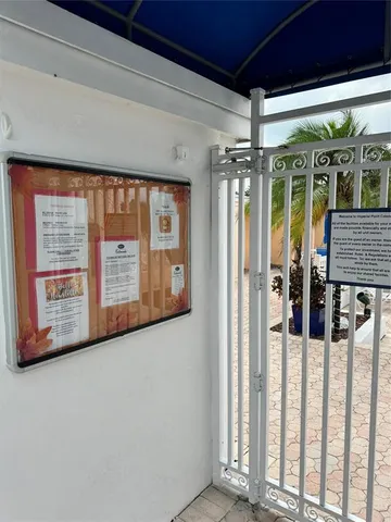 $1,650 | 2171 Northeast 66th Street, Unit 801, Fort Lauderdale, FL 33308