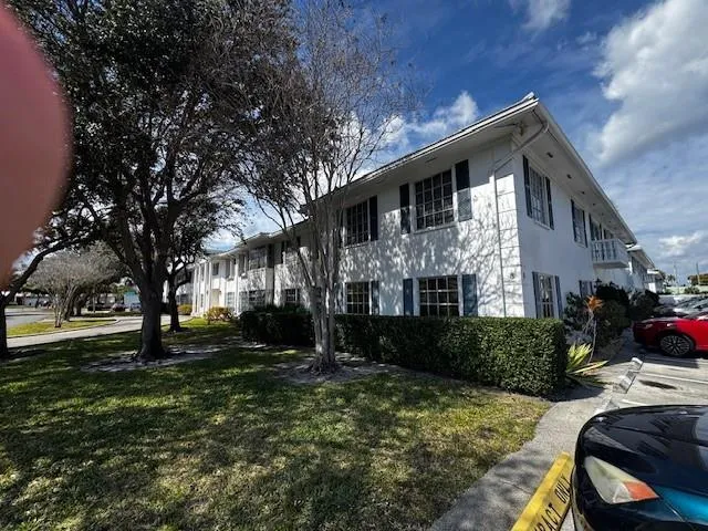 $1,650 | 2171 Northeast 66th Street, Unit 801, Fort Lauderdale, FL 33308