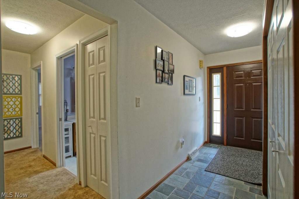 9791 Old Johnnycake Ridge Road Mentor, OH 44060 - Photo 2 of 14