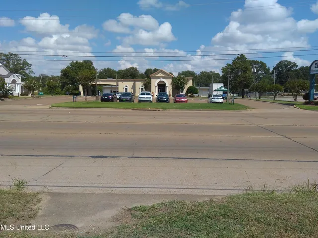 $115,000 | 82 East E Highway, Indianola, MS 38751