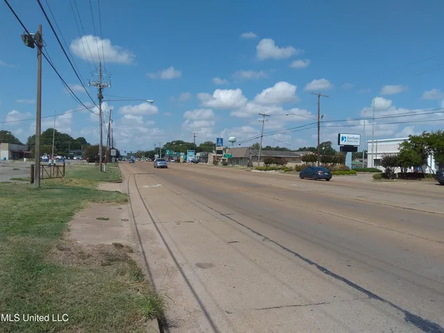 $115,000 | 82 East E Highway, Indianola, MS 38751