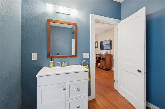 $195,000 | 2313 Stratford Avenue, Coraopolis, PA 15108