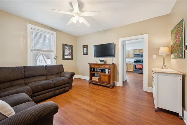 $195,000 | 2313 Stratford Avenue, Coraopolis, PA 15108