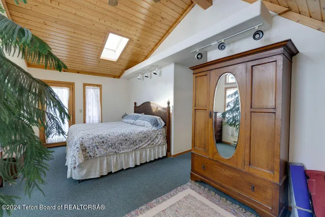 $2,495,000 | 2425 East Horse Creek Road, Jackson, WY 83001