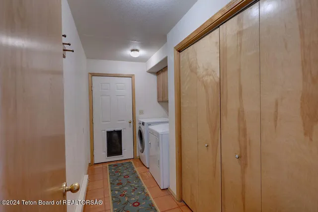 $2,495,000 | 2425 East Horse Creek Road, Jackson, WY 83001