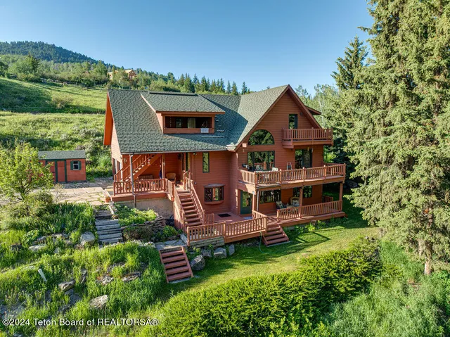 $2,495,000 | 2425 East Horse Creek Road, Jackson, WY 83001
