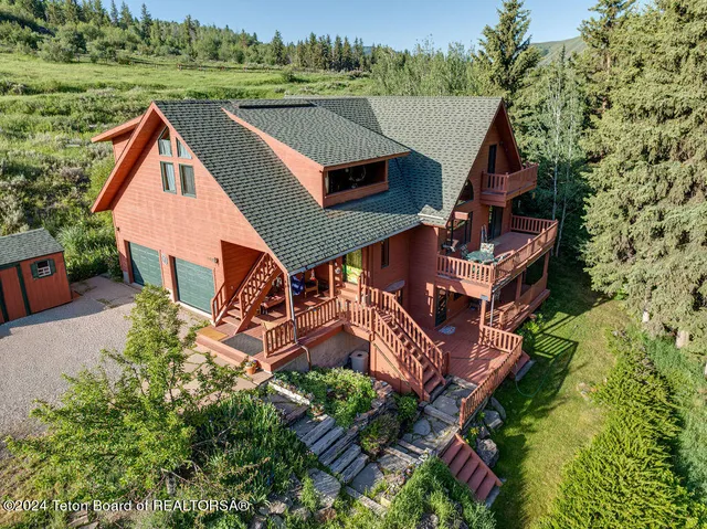 $2,495,000 | 2425 East Horse Creek Road, Jackson, WY 83001