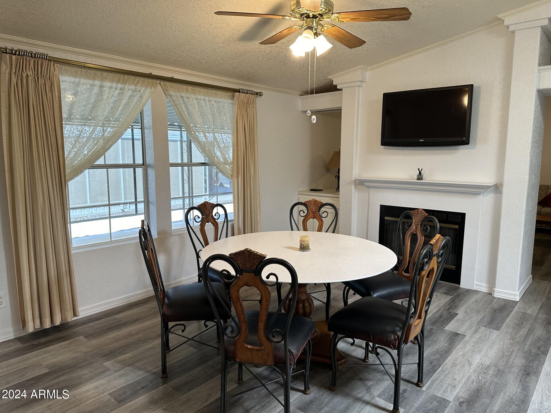 834 South Meridian Road, Unit 71 Apache Junction, AZ 85120 - Photo 8 of 31 r-dining whole