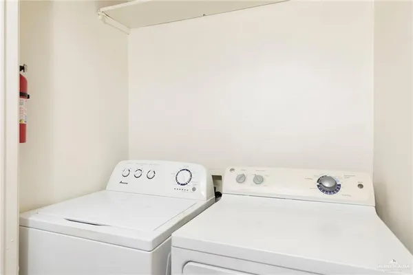 $800 | 408 East Ulex Avenue, McAllen, TX 78504